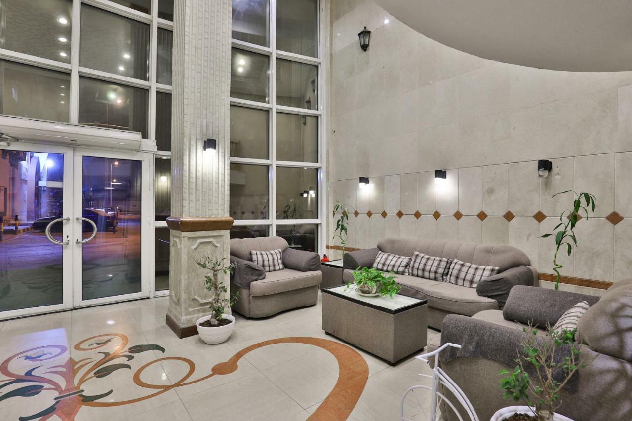 Al Harira Al Motamaiza Furnished Apartment Jeddah Bagian luar foto